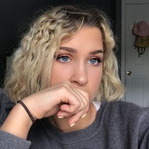 Meet your Posher, Kellie